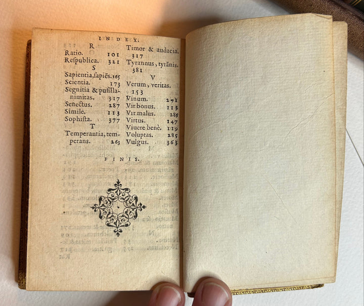 Divini Platonis Gnomologia Graecolatina "Gnomology of Divine Plato, Greek and Latin" 1582